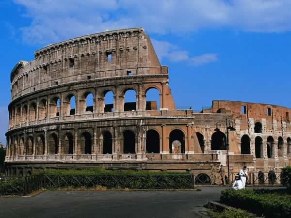 L'Anfiteatro Flavio, il Colosseo