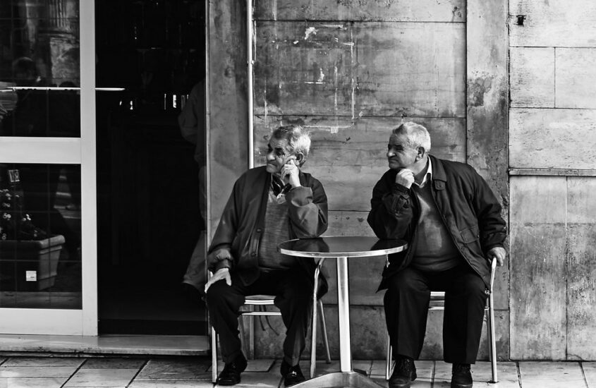 LA RIVOLTA DEI LENTI